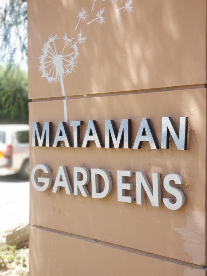 奈瓦沙 Mataman Gardens酒店 外观 照片